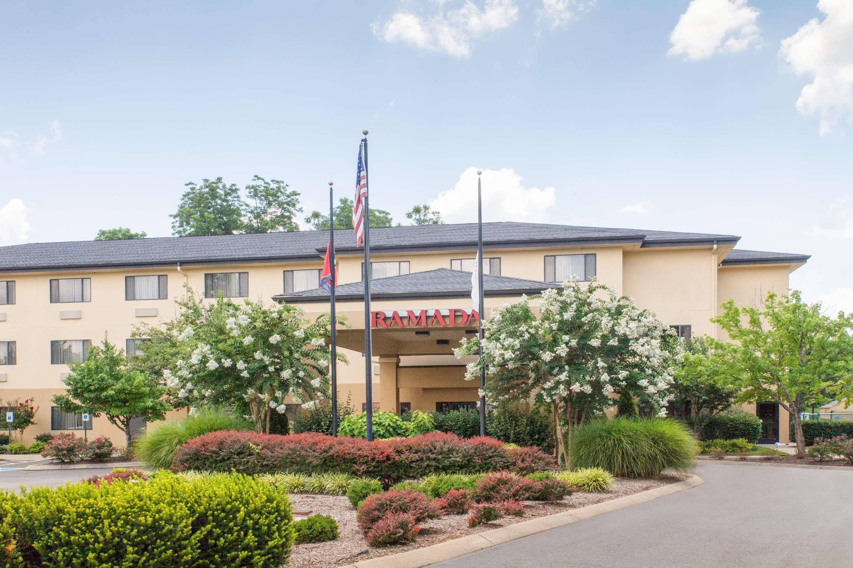 Clarion Pointe Franklin - Nashville Area Exterior photo
